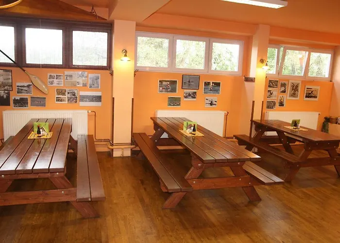 Hostal Boathouse Praga