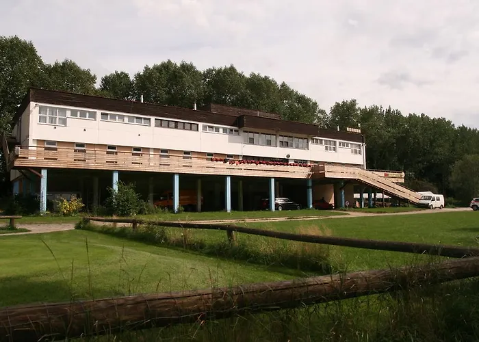Hostel Boathouse